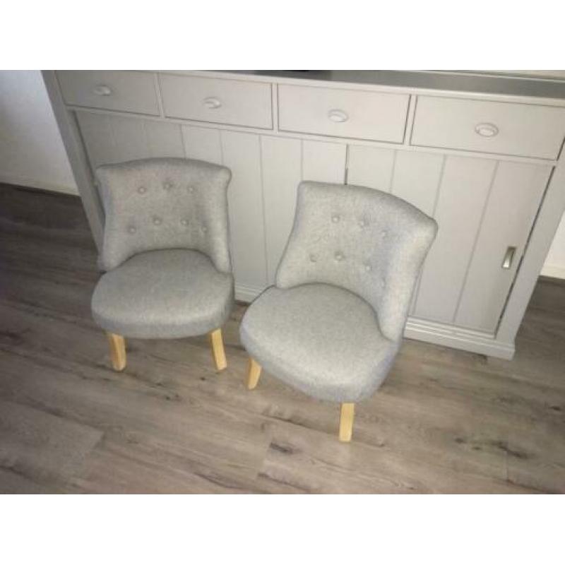 Kinderstoeltje / fauteuil grijs