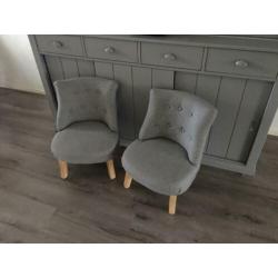 Kinderstoeltje / fauteuil grijs