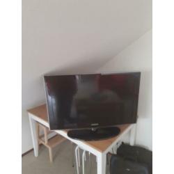 Samsung 32 inch tv inclusief afstandsbediening en handleidin