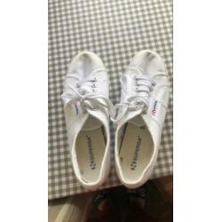 Superga wit maat 39