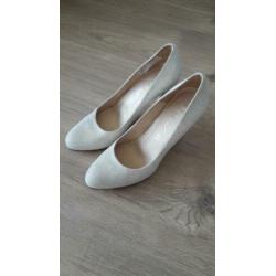 Pumps unisa maat 38