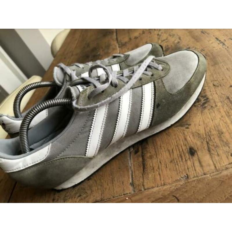 Grijze adidas sneakers maat 43