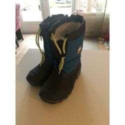 Snowboots met lampje in de zool maat 29