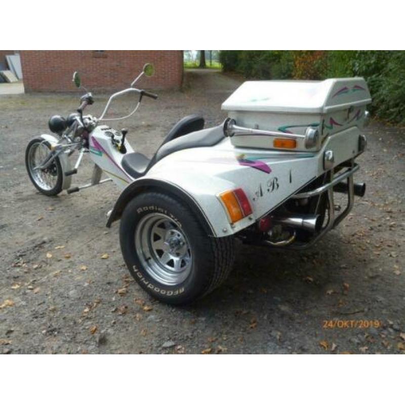 trike/motor/aanhanger lees advertentie