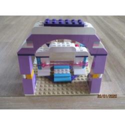 Te koop : Lego Friends nr : 41004 / Stephanie's Oefenzaal.