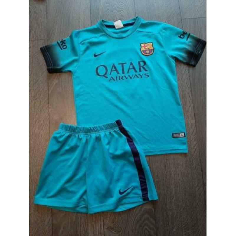 Sportset Nike Broekje en Shirt FCB - 152 jusa17