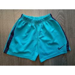 Sportset Nike Broekje en Shirt FCB - 152 jusa17