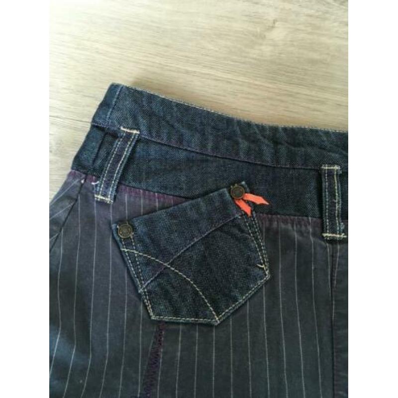 JILLY rok met jeans details nette staat 122 D4