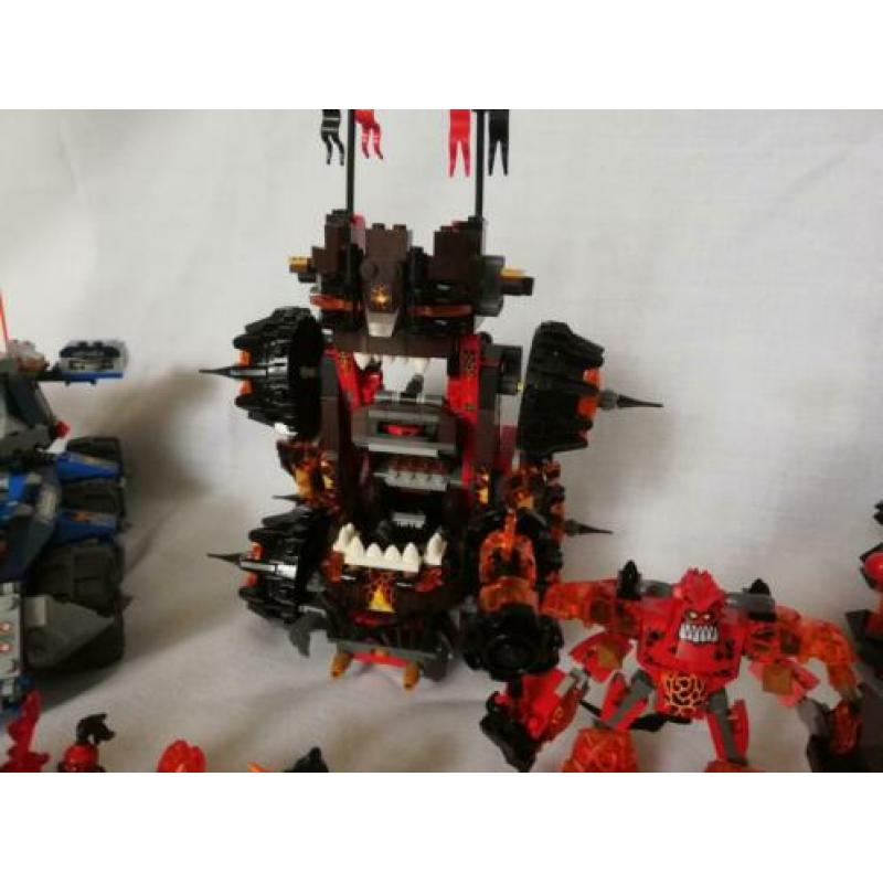 Lego nexo knights partij 70322 70321 70316