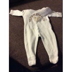 Babykleding