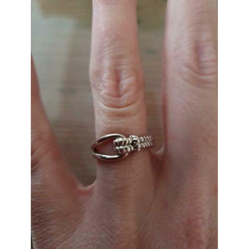 Zinzi Mart Visser ring en oorbellen set. Maat 16