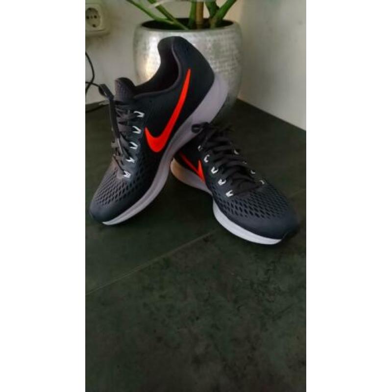 Nike zoom, maat 42