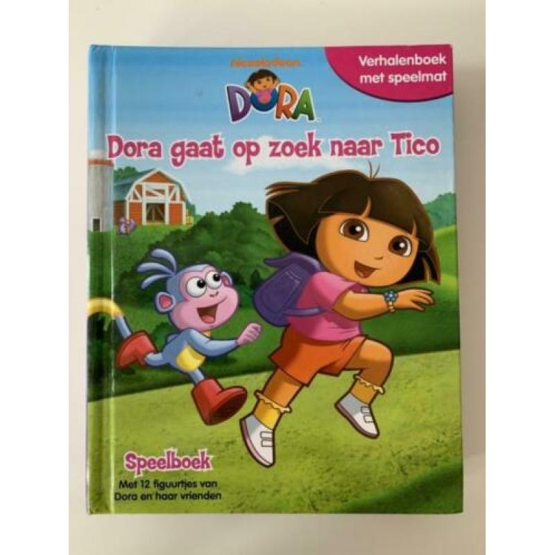 Speelboek / verhalenboek met speelmat en figuren Dora