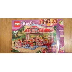 Lego Friends 3061 & 3930 compleet