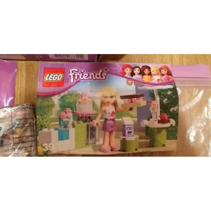 Lego Friends 3061 & 3930 compleet