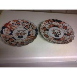 2 Hele mooie Imari borden 30 cm en PUNTGAAF