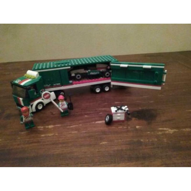 Lego City 60025 Grand Prix truck + raceauto