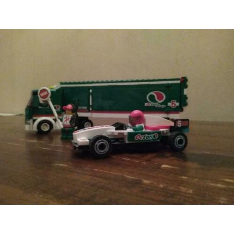 Lego City 60025 Grand Prix truck + raceauto