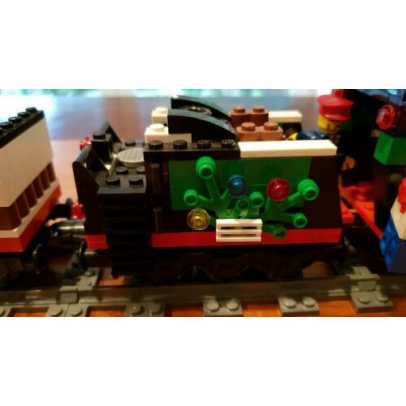 Lego trein 10173 wintertrein (zeldzaam)