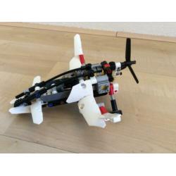 Lego Technic 42057 Ultralight Helicopter 2 in 1