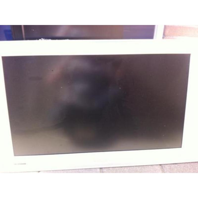 Te koop 3 X lcd,flatscreen tv's.