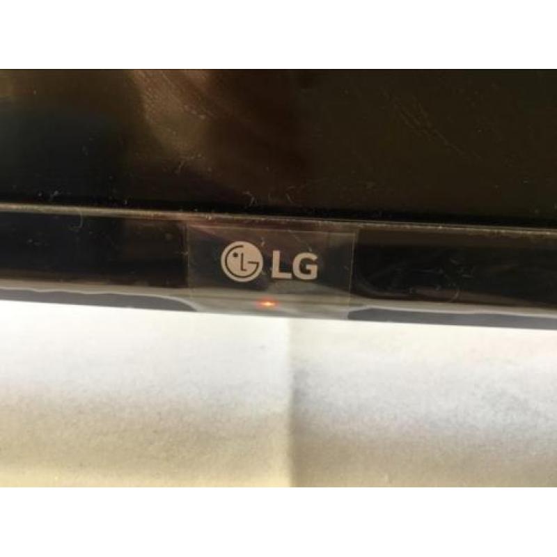 LG 43inch smart TV defect