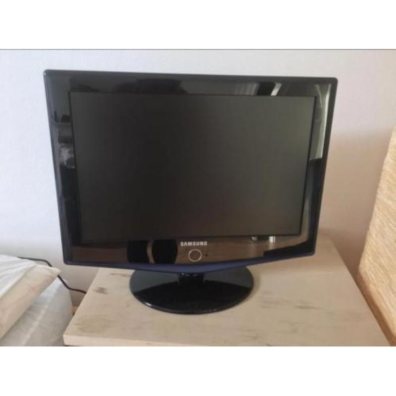 Samsung 19 inch LCD TV