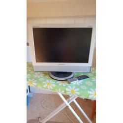 Samsung syncmaster 941mw lcd tv/monitor